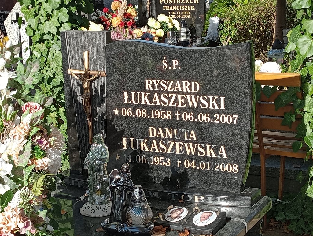 Danuta Łukaszewska 1953 Chojnów - Grobonet - Wyszukiwarka osób pochowanych