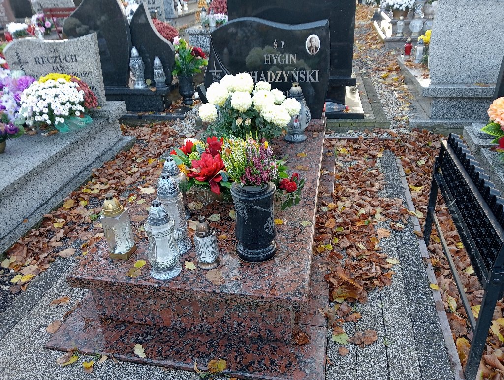 Grób Hygin Chądzyński
