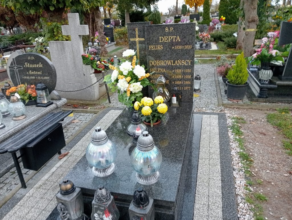 Grób Helena Dobrowlańska