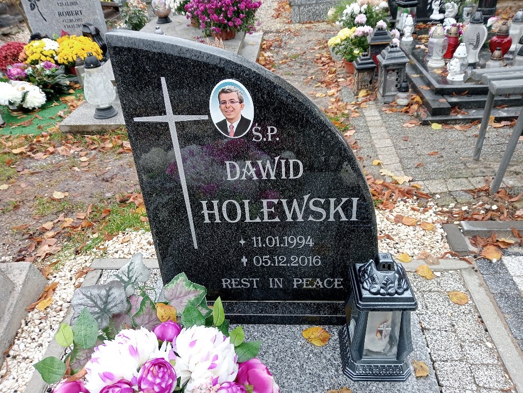 Dawid Holewski 1994 Chojnów - Grobonet - Wyszukiwarka osób pochowanych