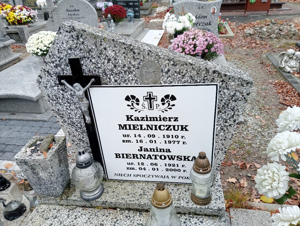 Janina Biernatowska 1921 Chojnów - Grobonet - Wyszukiwarka osób pochowanych