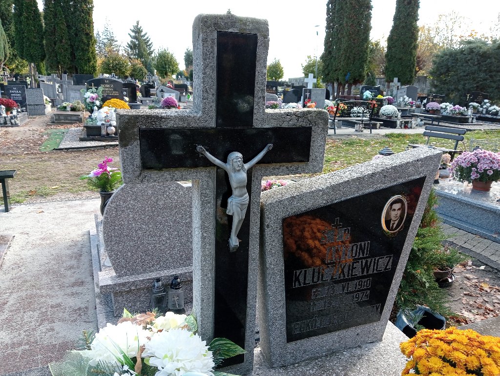 Piotr Kluczkiewicz 1944 Chojnów - Grobonet - Wyszukiwarka osób pochowanych